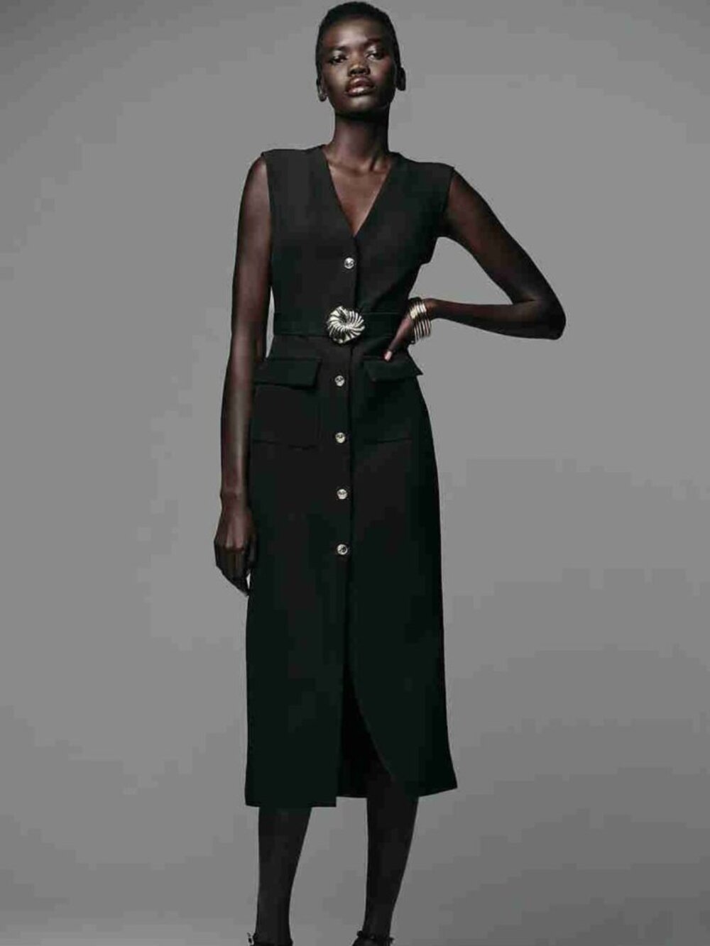 New! ZARA Black Sleeveless V-Neck Belted Button Front Midi Dress L 57215